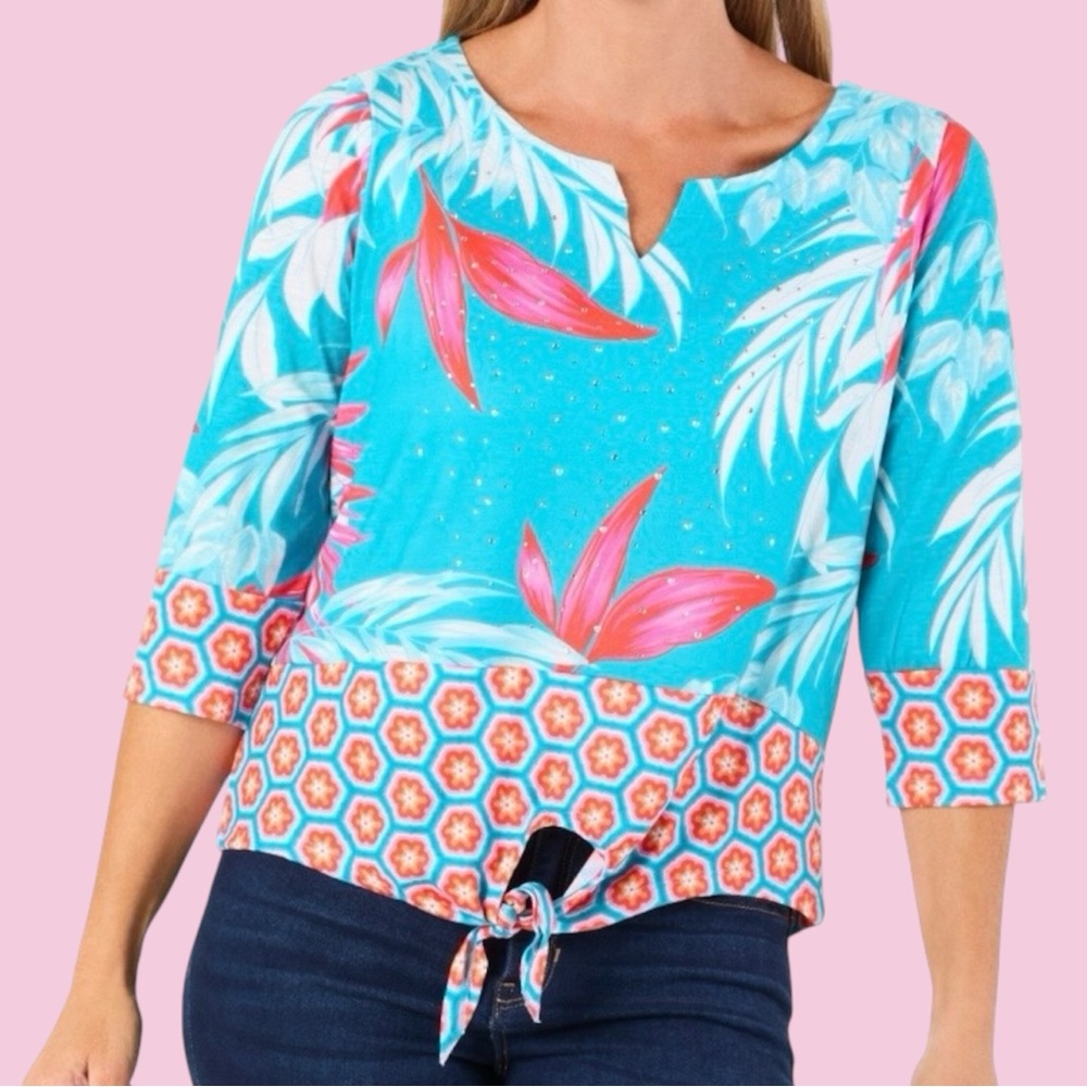 Onque Casual Women's V-Neck 3/4 Sleeves Tie-Front hem Tropical Print Top Size 1X